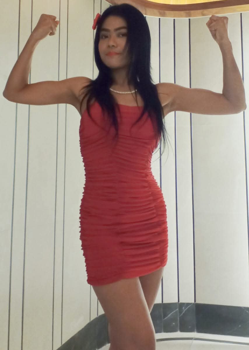PricillaPharwini portfolio image 4 - lifestyle modeling